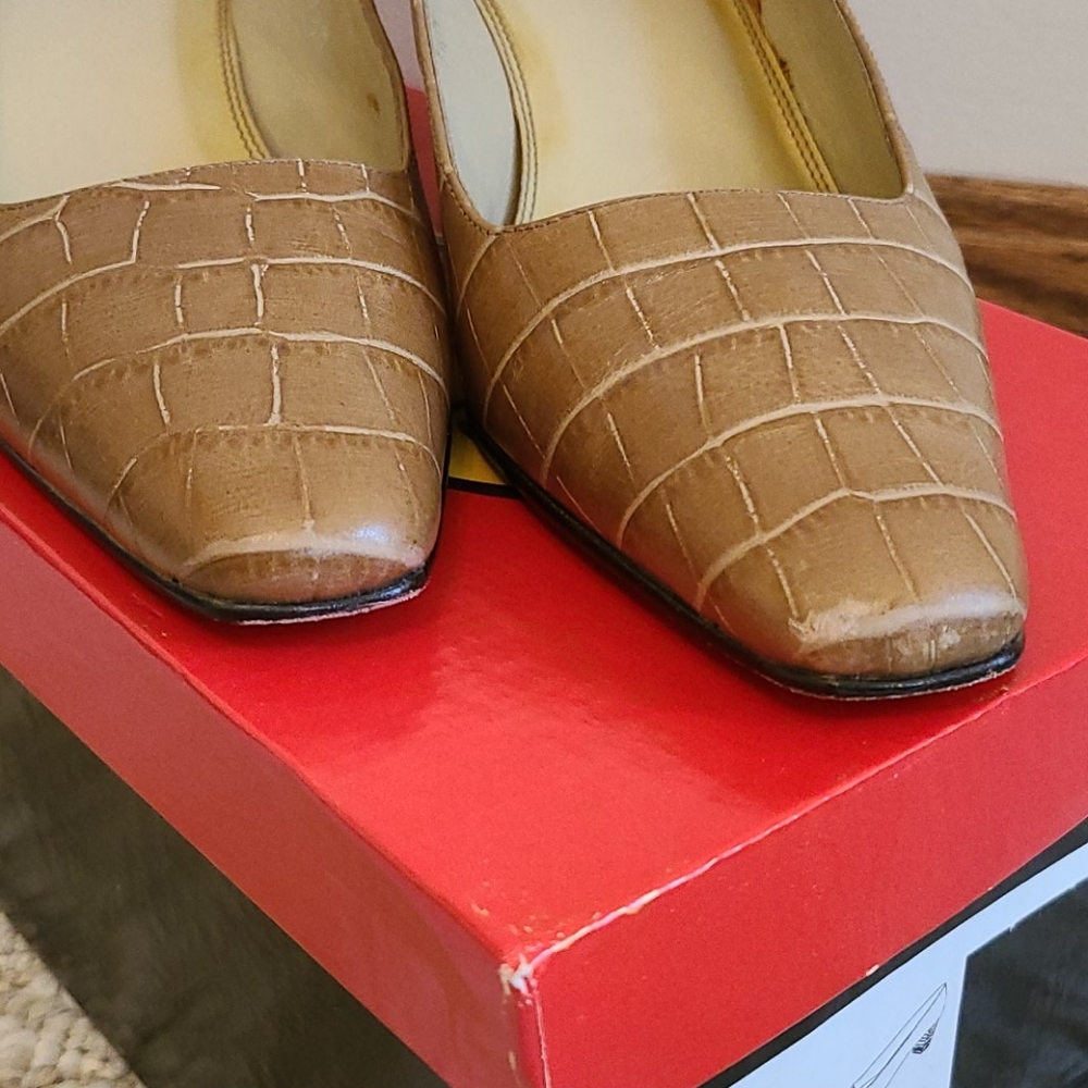 Talbots Rayna3 - Picture 4 of 4